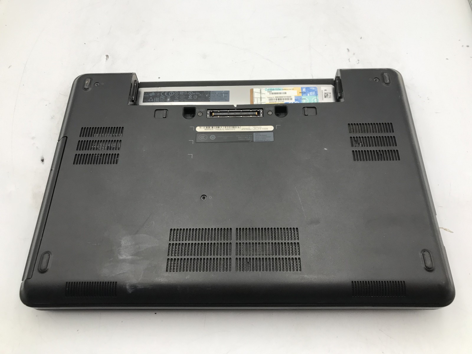 DELL LATITUDE E5440 – FOR PARTS/REPAIR – INTEL I5 4TH GEN – NO RAM – READ – BB!!