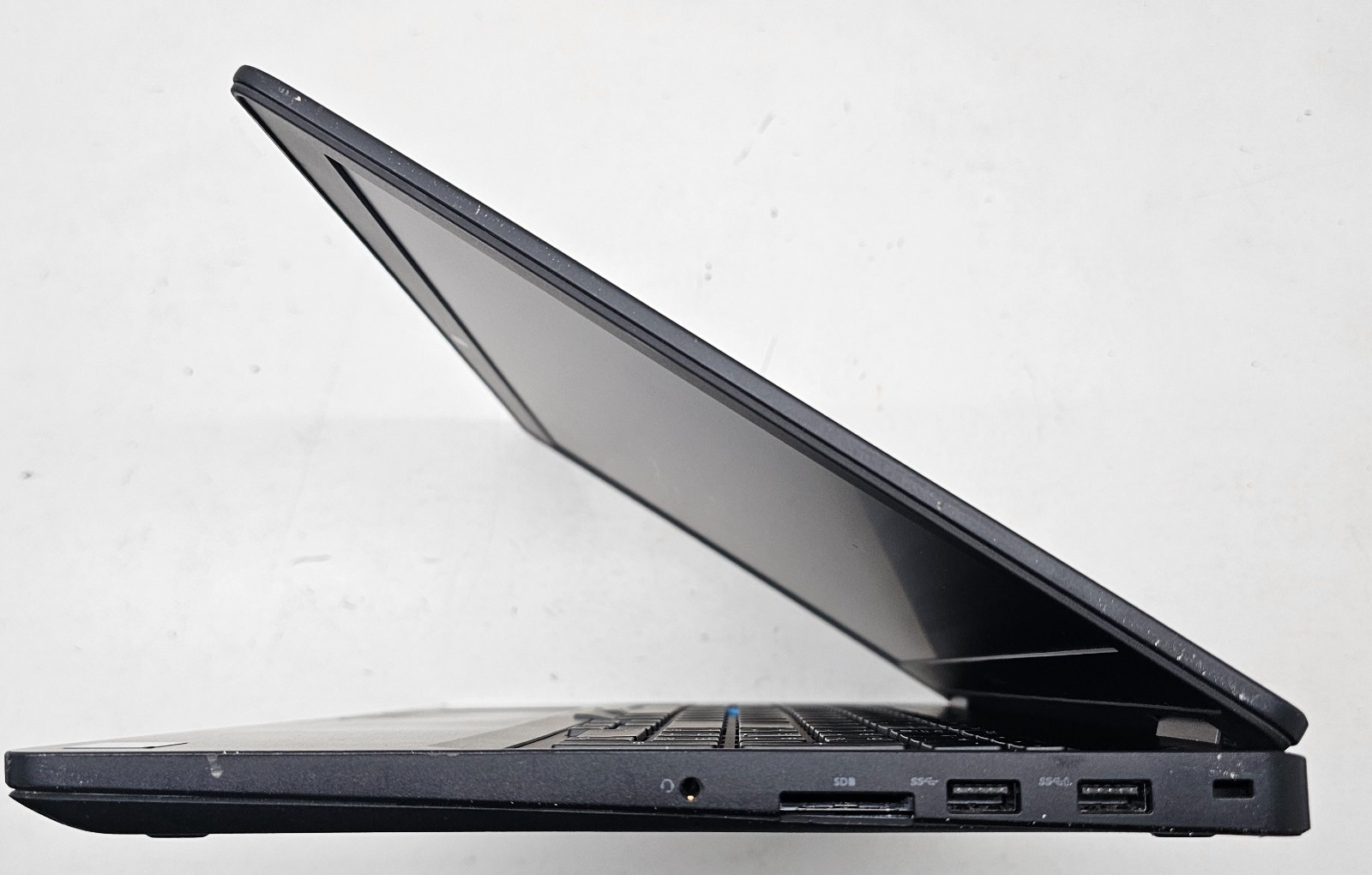 Dell Latitude E5570 15.6″ Laptop Intel Core i5-6300U NO RAM/HD/OS/POWER (FL)