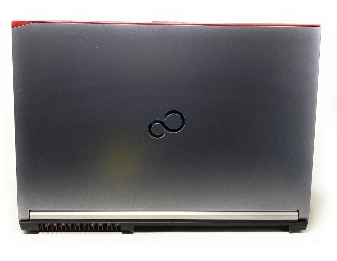 FUJITSU CELSIUS H760 15.6″ REFURBISHED CPU I5-6440HQ 2.60GHZ RAM16GB SSD512GB