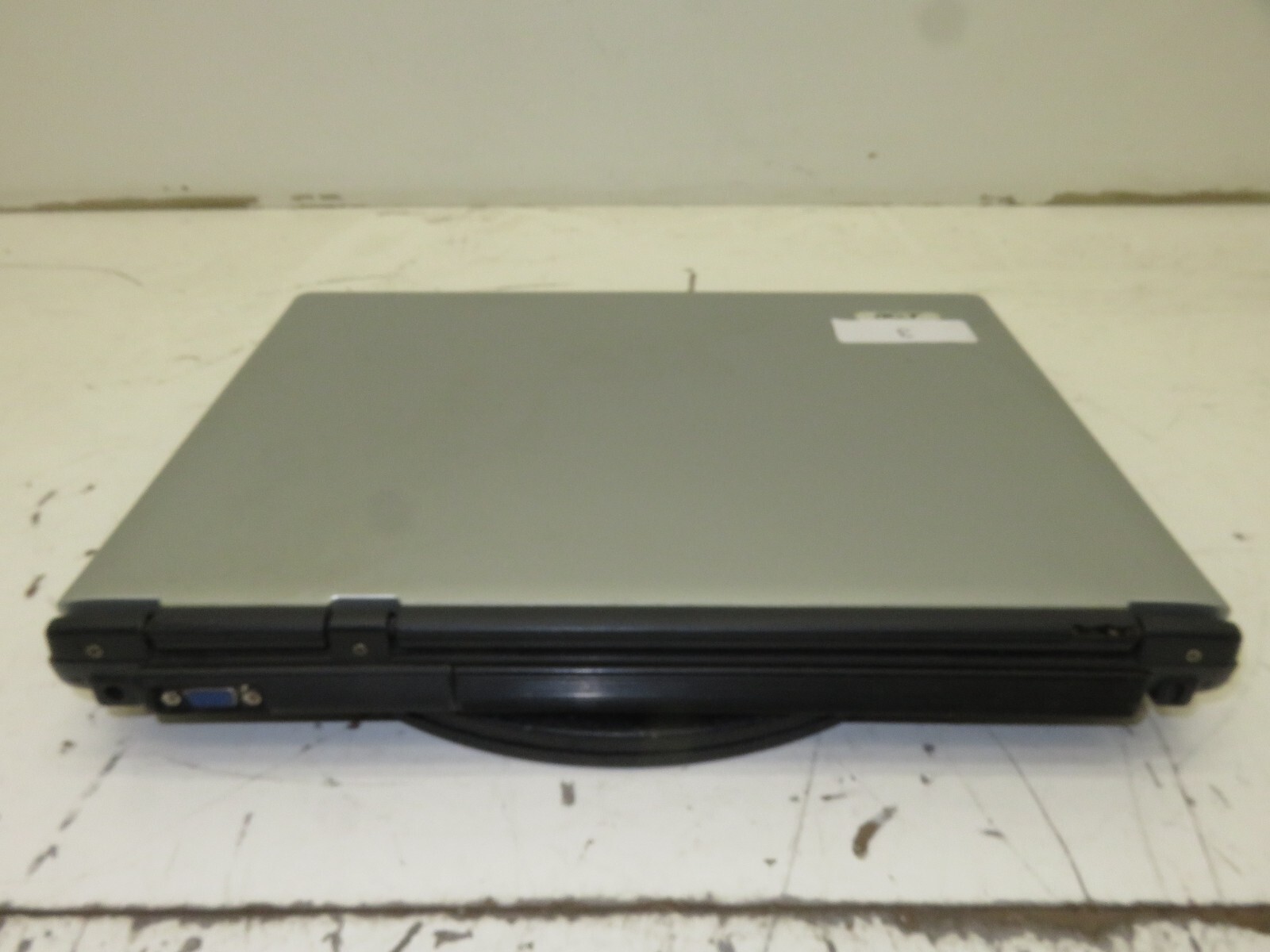 Acer Aspire 3000 ZL5 Laptop AMD Sempron 1.25GB. Ram No HDD – Screen Damage