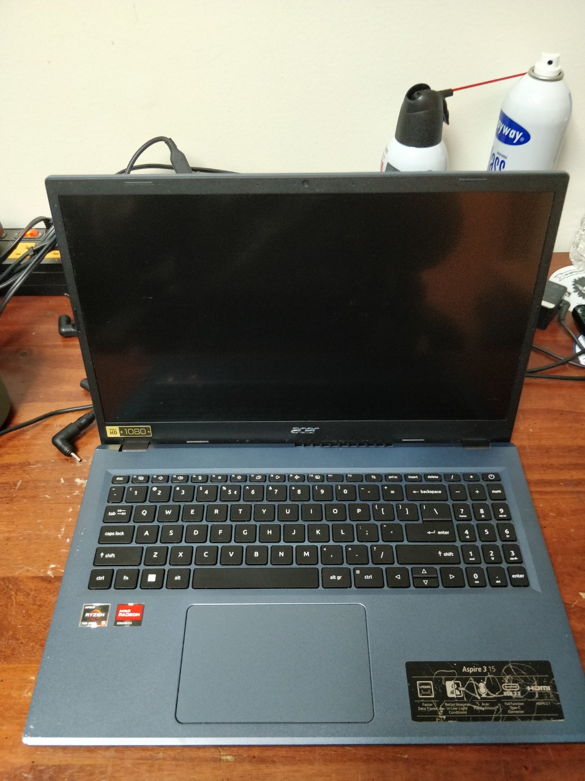 Acer Aspire 3 A315-24PT AMD Ryzen 5-7520U@2.80GHz 8GB RAM NO DRIVE PARTS 8715