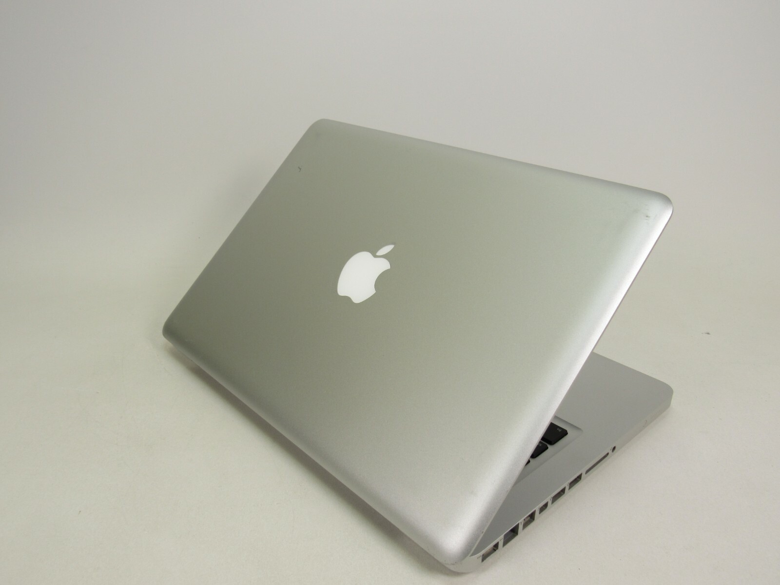 Apple MacBook Pro 13″ A1278 (Mid 2012) – Core i5 2.5GHz, 8GB RAM, 256GB SSD