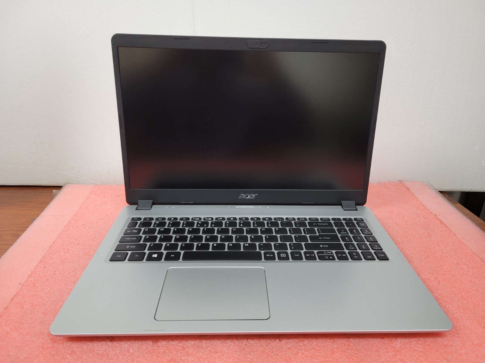Acer Aspire 5 15.6″ Ryzen 3 3200U 4GB RAM *AS IS/NO BATTERY/NO HDD/OS* | C978