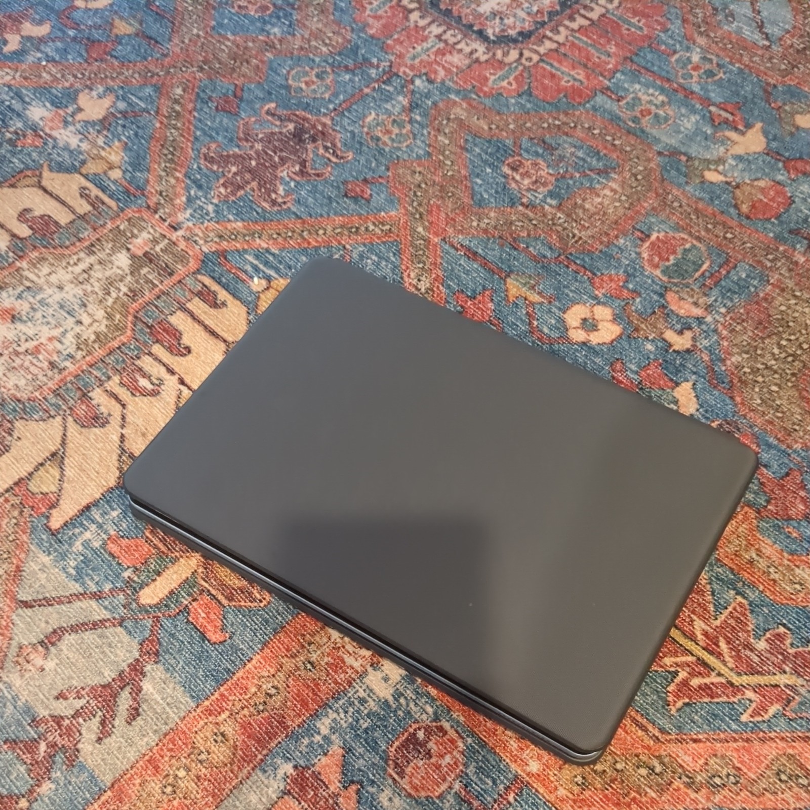 Lenovo Chromebook Duet 10.1″ (128GB) 2-in-1 Tablet Laptop – Ice Blue/Iron Gray