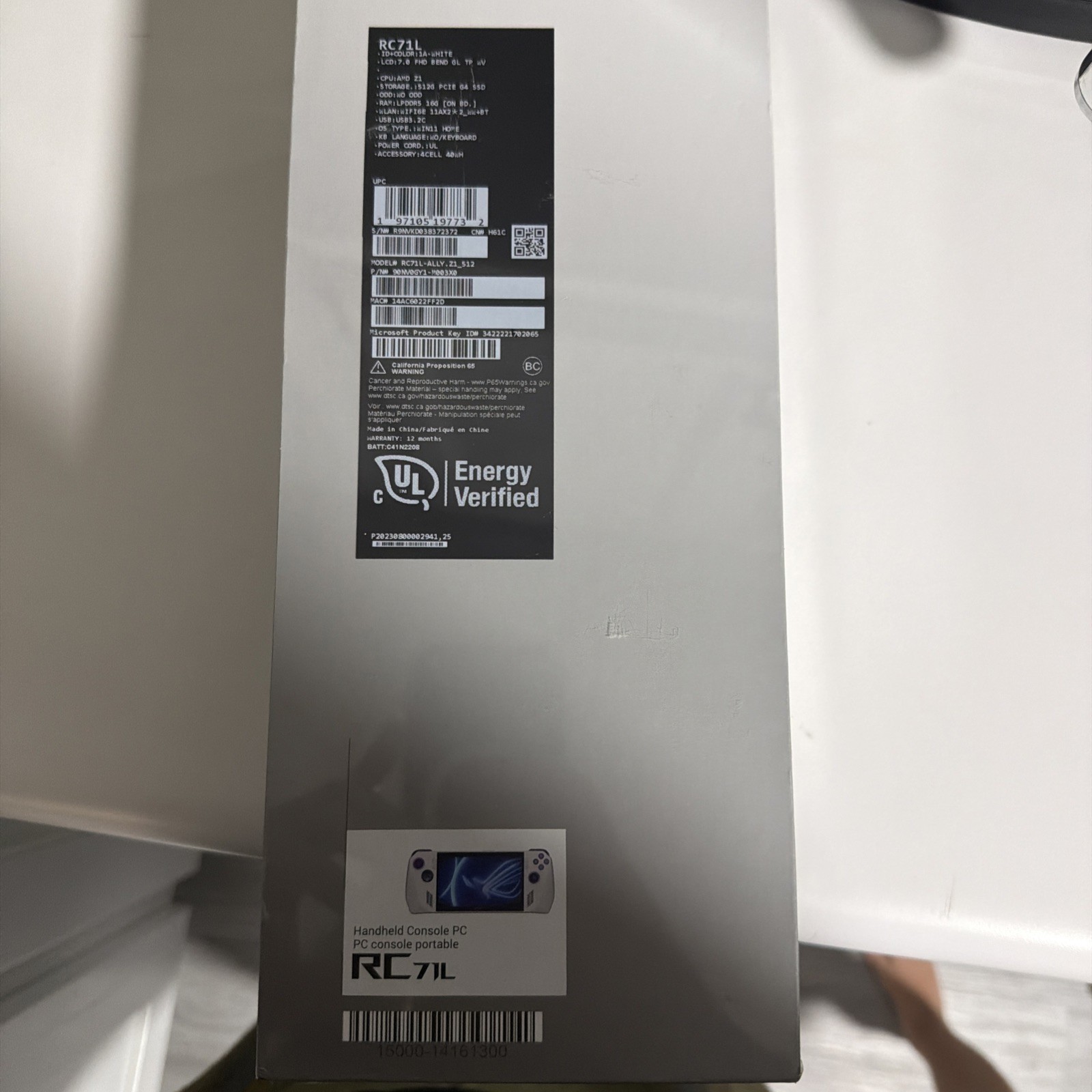 ASUS ROG Ally 7″ 120Hz FHD 1080p Handheld AMD Ryzen Z1 EXTREME 512GB