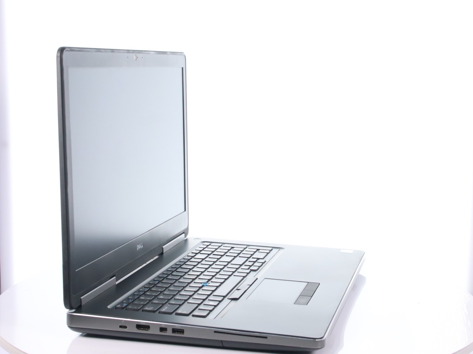 Dell Precision 7720 Xeon v6 E3-1535M 32GB RAM 512GB SSD Quadro P3000 W11P w/ AC