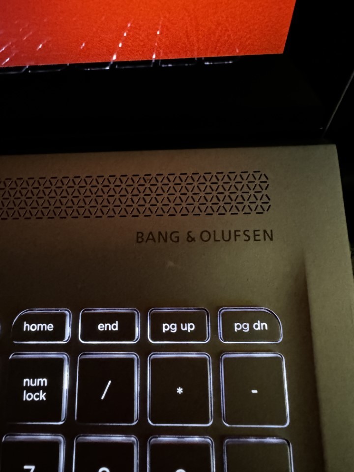 HP ENVY NOTEBOOK