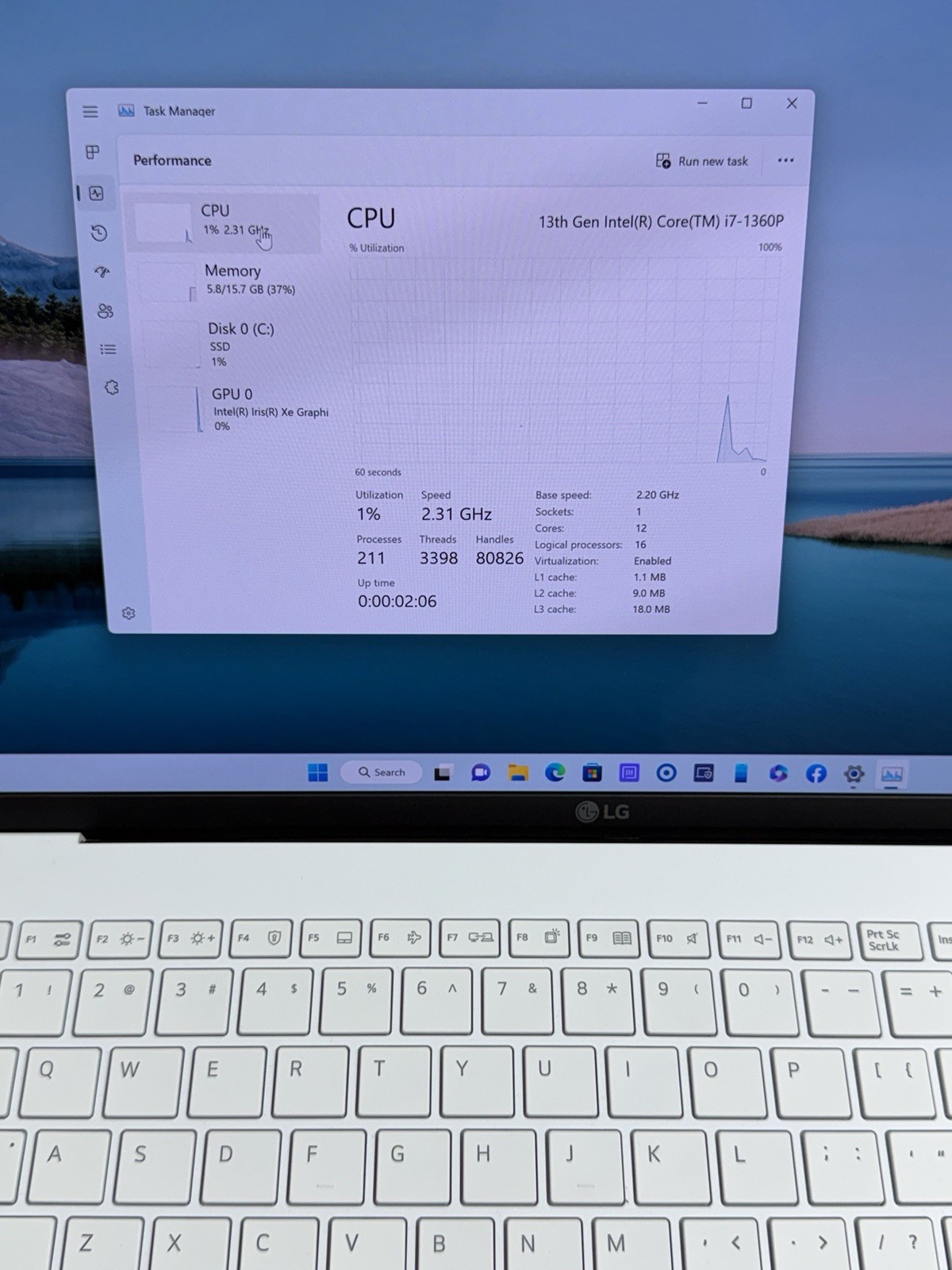 Bad Battery” LG Gram 16Z90RS 16″ Core i7-1360P 16GB RAM 1TB SSD Win-11 Excellent