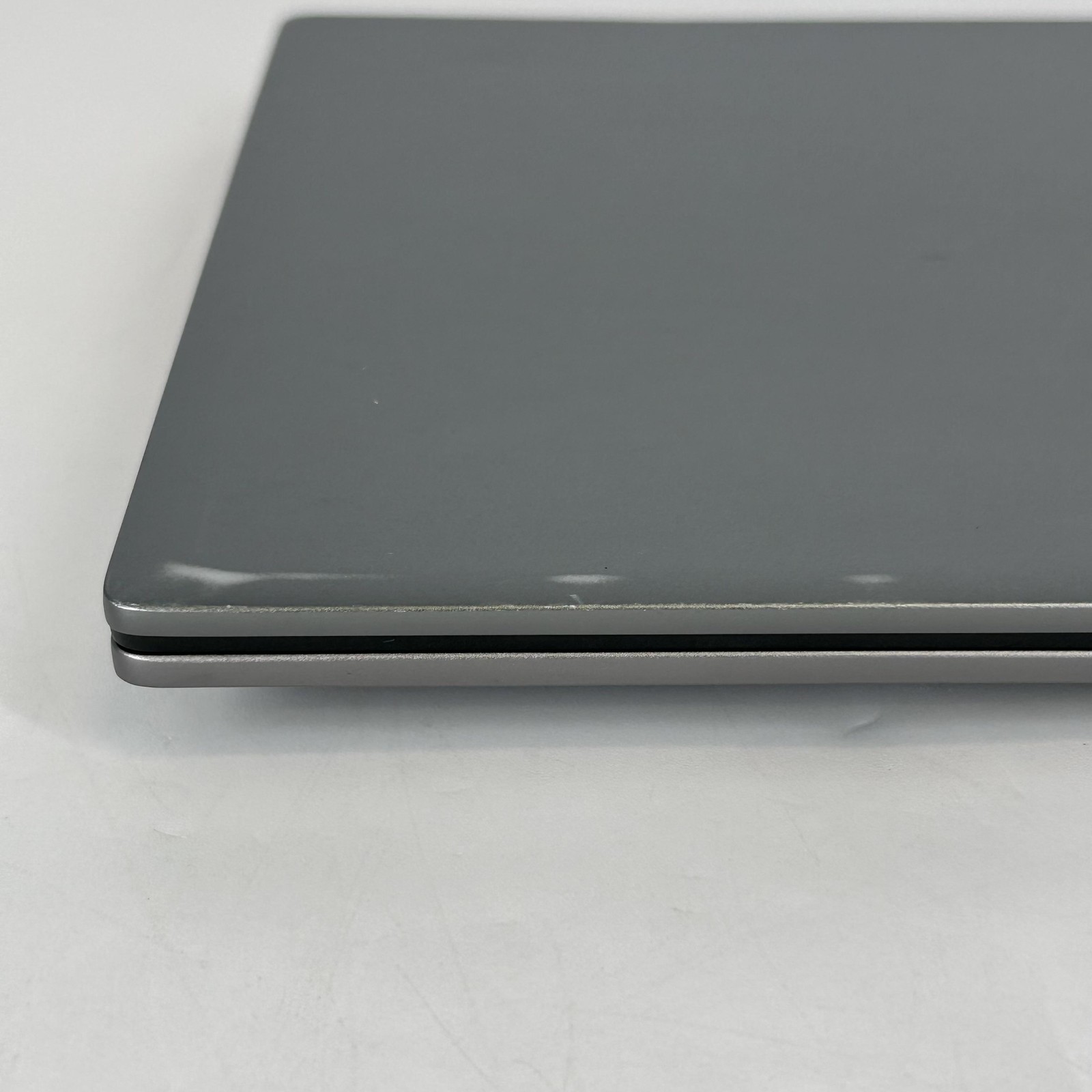 Dell Latitude 7450 14 Gray QHD+ 3.8 GHz Ultra 7 165H 32GB 256GB SSD Very Good