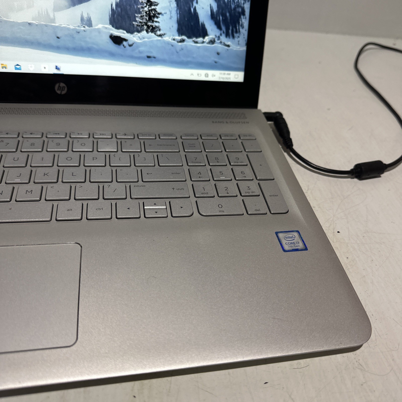 Hp Envy 15″ Notebook i7-7500u 8gb Ram 256gb SSD Windows 10 Home