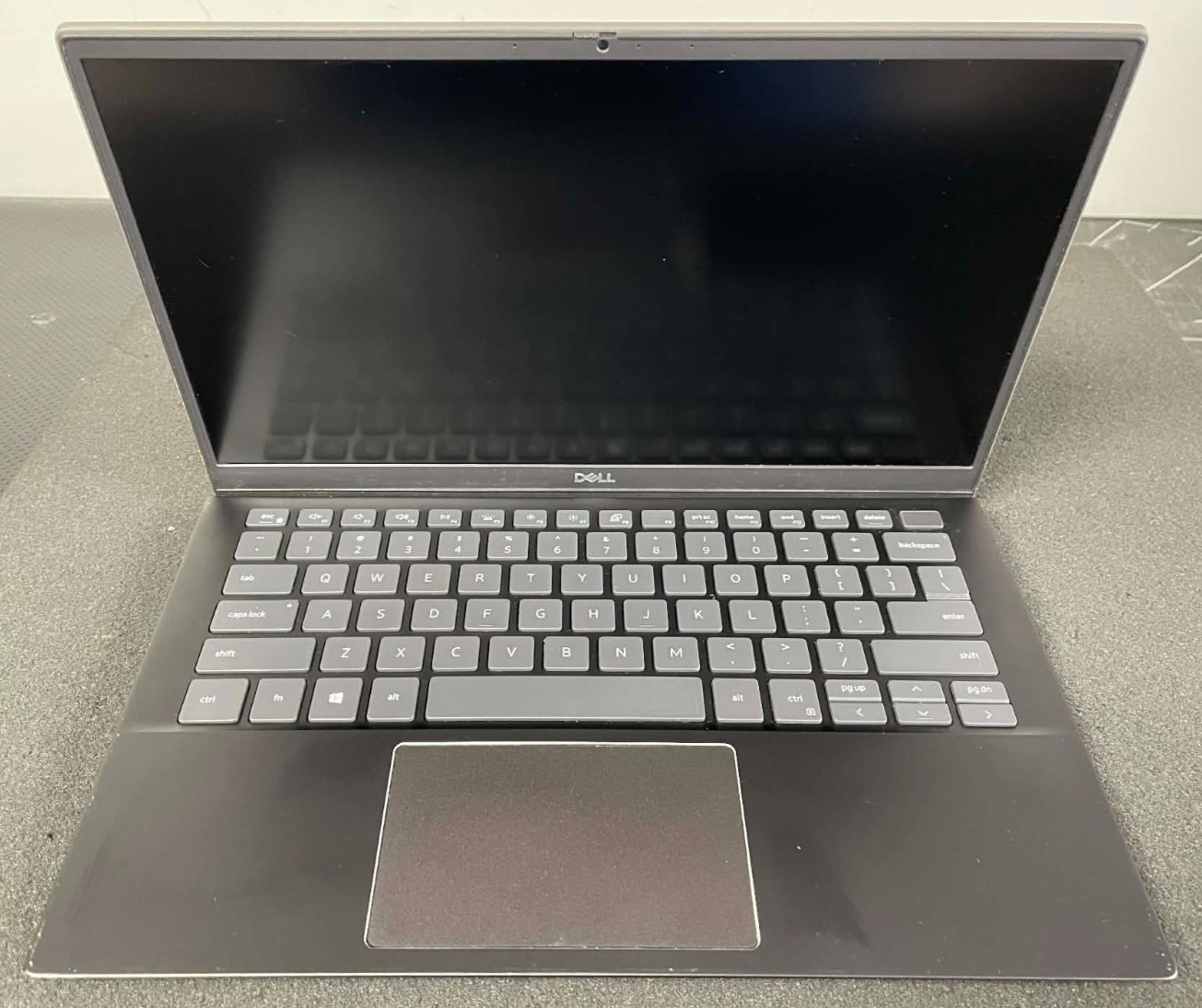 DELL VOSTRO 5301 14″ Laptop – i5-1135G7 2.40GHz 8GB RAM No HD/OS
