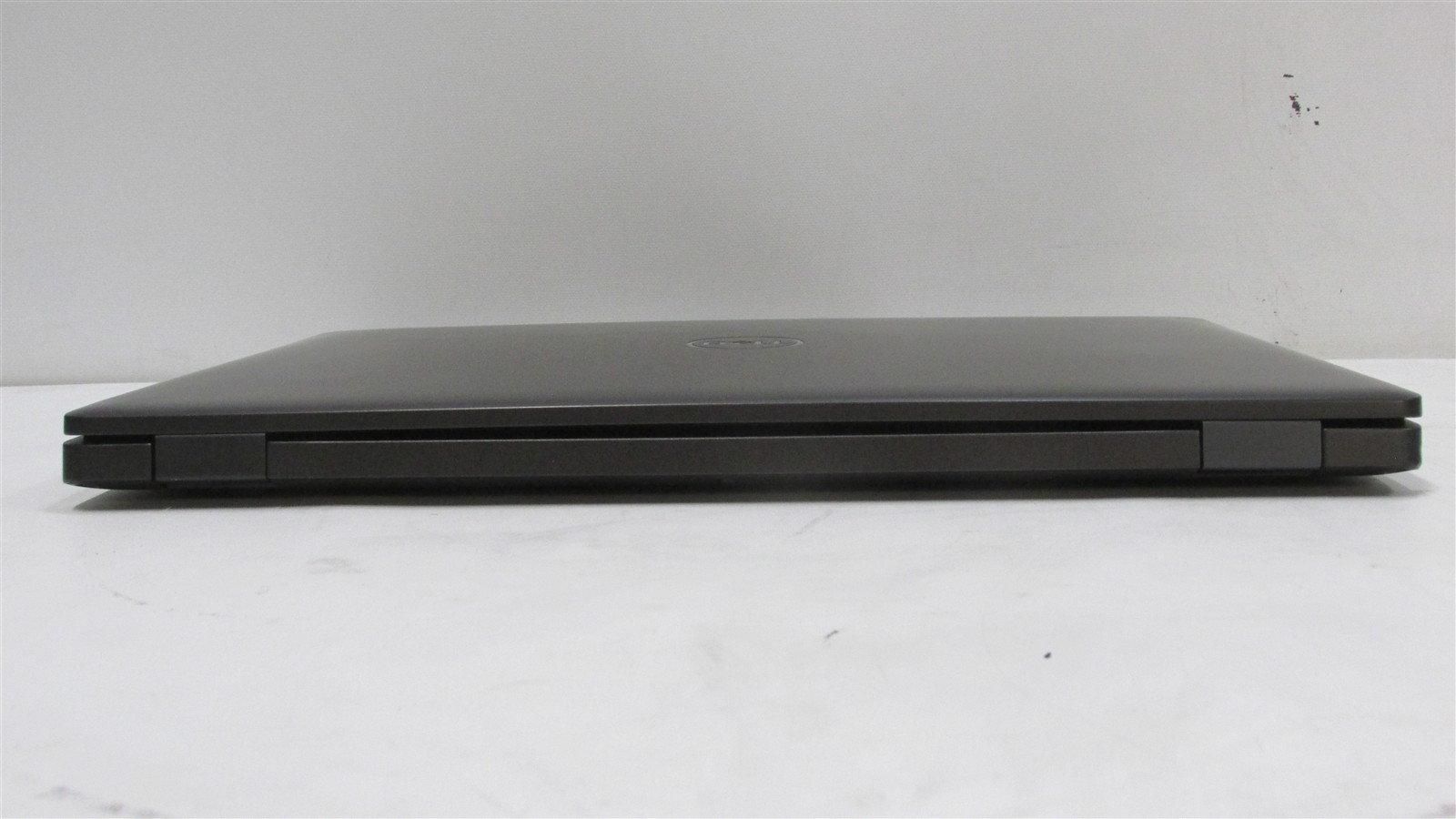Dell Latitude 5400 i5-8365U 1.6GHz 8GB RAM 256GB m.2 14″ Windows 11 Pro COSM DMG