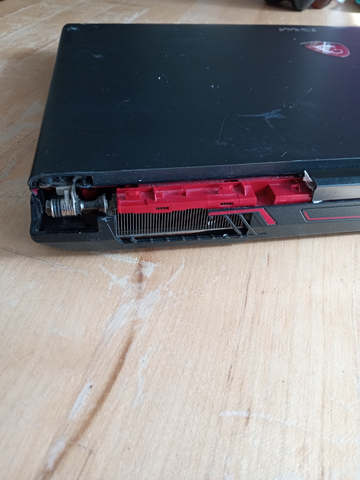 MSI GS65 Stealth Thin MS-16 jb-15.6″ i7-8 Gaming Laptop(Parts/Repair)