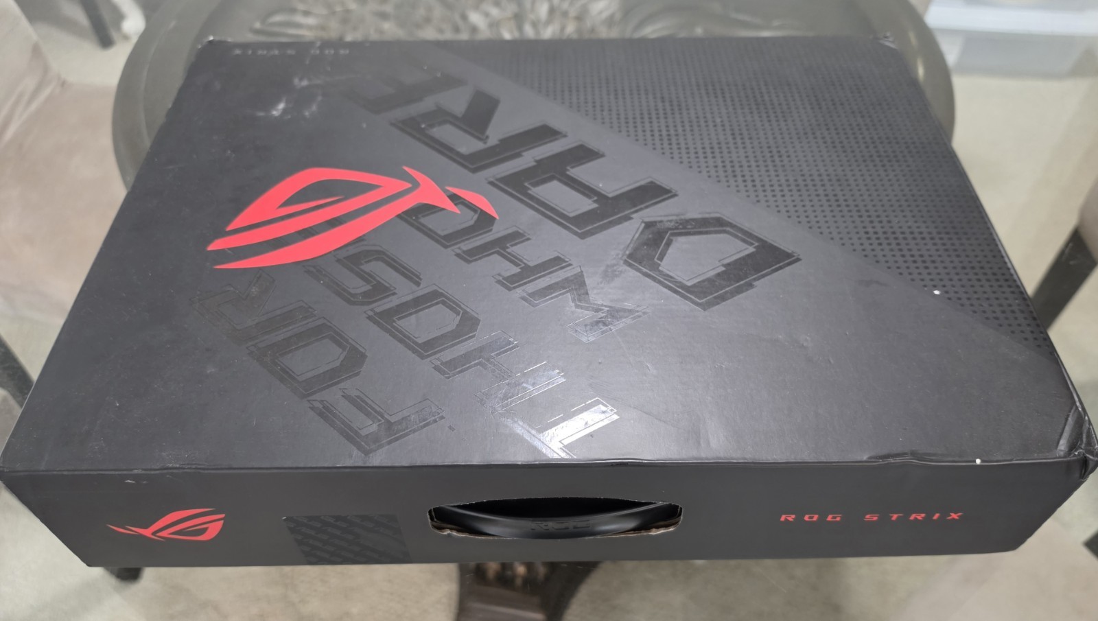 Asus ROG Strix G513QY 15.6″ Ryzen 9 5900HX 3.3GHz, 16GB RAM, 500 GB SSD, RX 6800