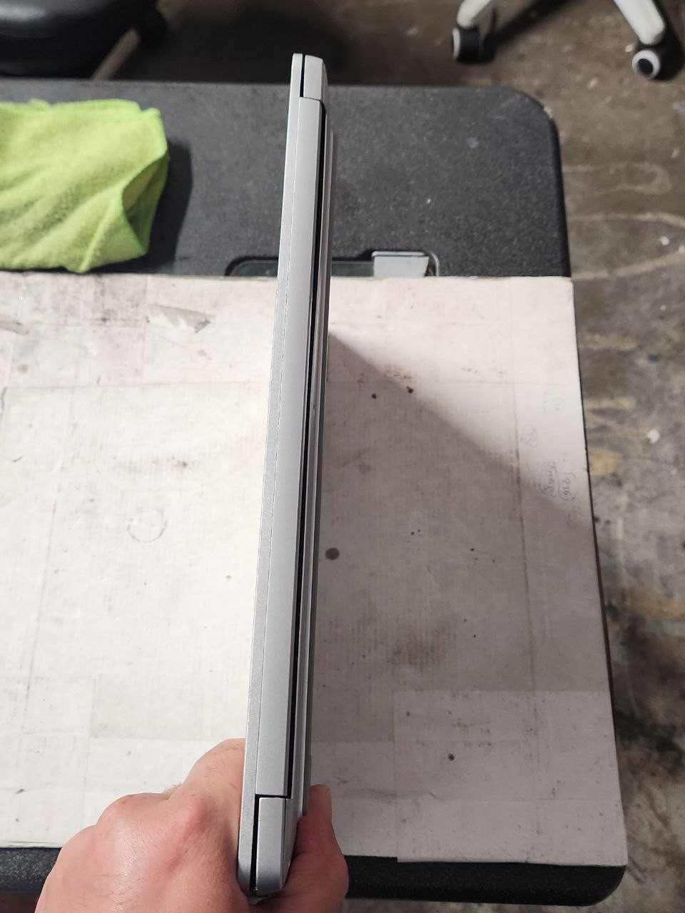 Lenovo IdeaPad Slim 5 16IRL8 i5 1335u 16GB RAM 512GB SSD win11pro