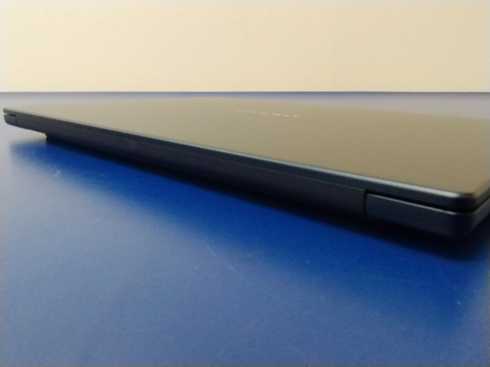 Lenovo IdeaPad Slim 5 16AKP10, AMD Ryzen AI 7 350, 2.00 GHz, 16 GB RAM 1 TB NVMe