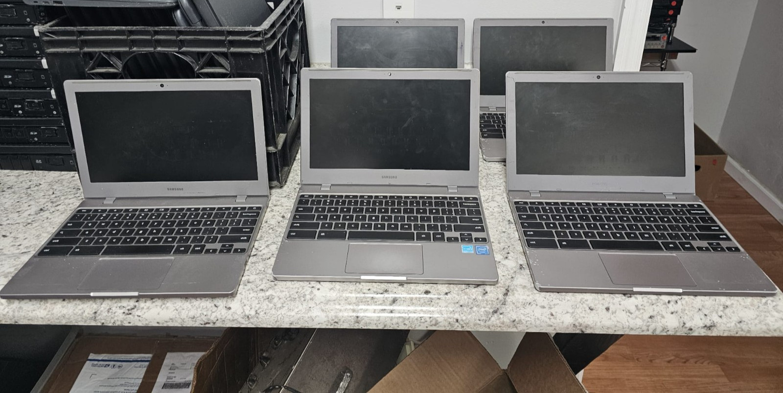 5 Samsung Chromebook 4 XE310XBA 11.6 Intel Celeron Chrome OS Working School 6129