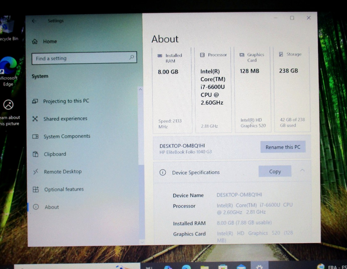 HP Elitebook Folio 1040 G3 14″ i7-6600U 2.6GHz 8GB RAM 256 GB SSD/ W10 Pro