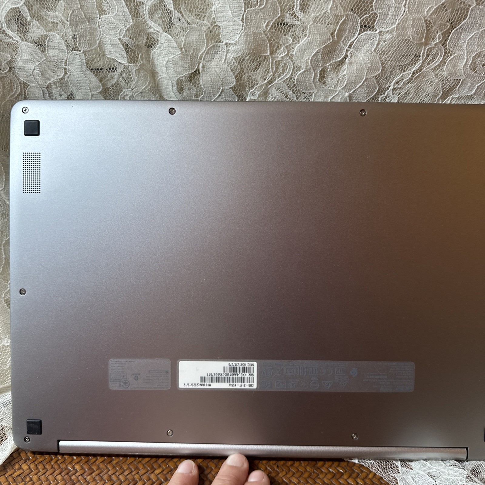 Acer Chromebook R13 CB5-312T-K95W 13.3″ Convertible Laptop 4GB RAM, 64GB