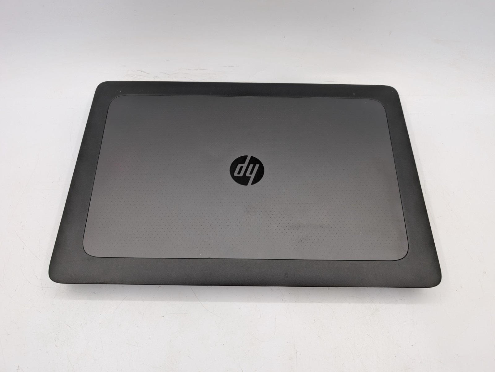 HP ZBook 17 G3 17.3″ Intel Core i7-6700HQ 2.60 GHz 16GB RAM 512GB SSD Win 11 Pro