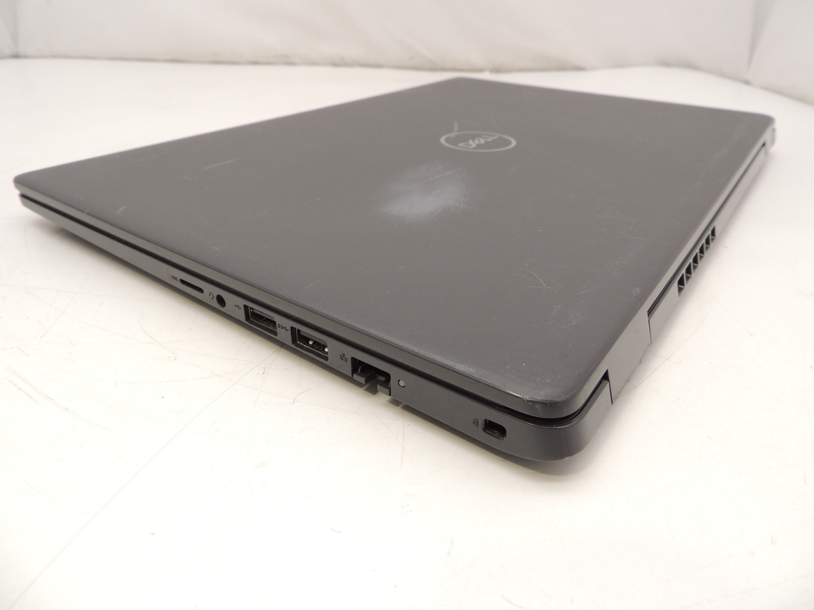 Dell Latitude 3510 15.6″ Core i5 10210U 8GB 240GB w/ Battery Laptop Tested No OS
