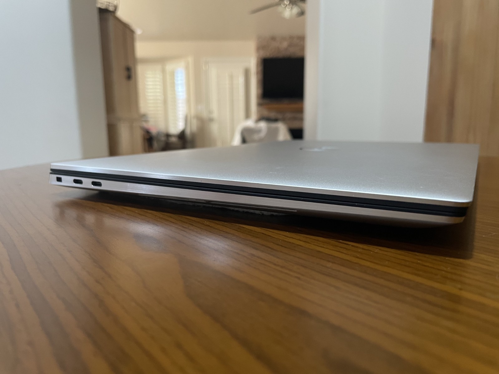 Dell XPS 15 9530 3.5K OLED Touch i7-13700H 32GB 1TB SSD RTX 4050 – 100% Battery