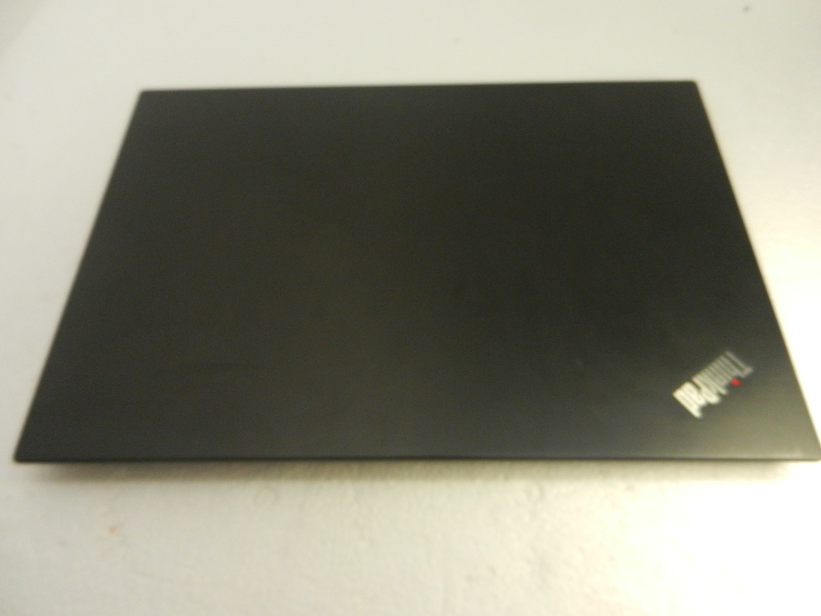 Lenovo ThinkPad T495s ** Ryzen 7 Pro 3700U @ 2.3GHz /8GB / NO HDD / NO BATTERY