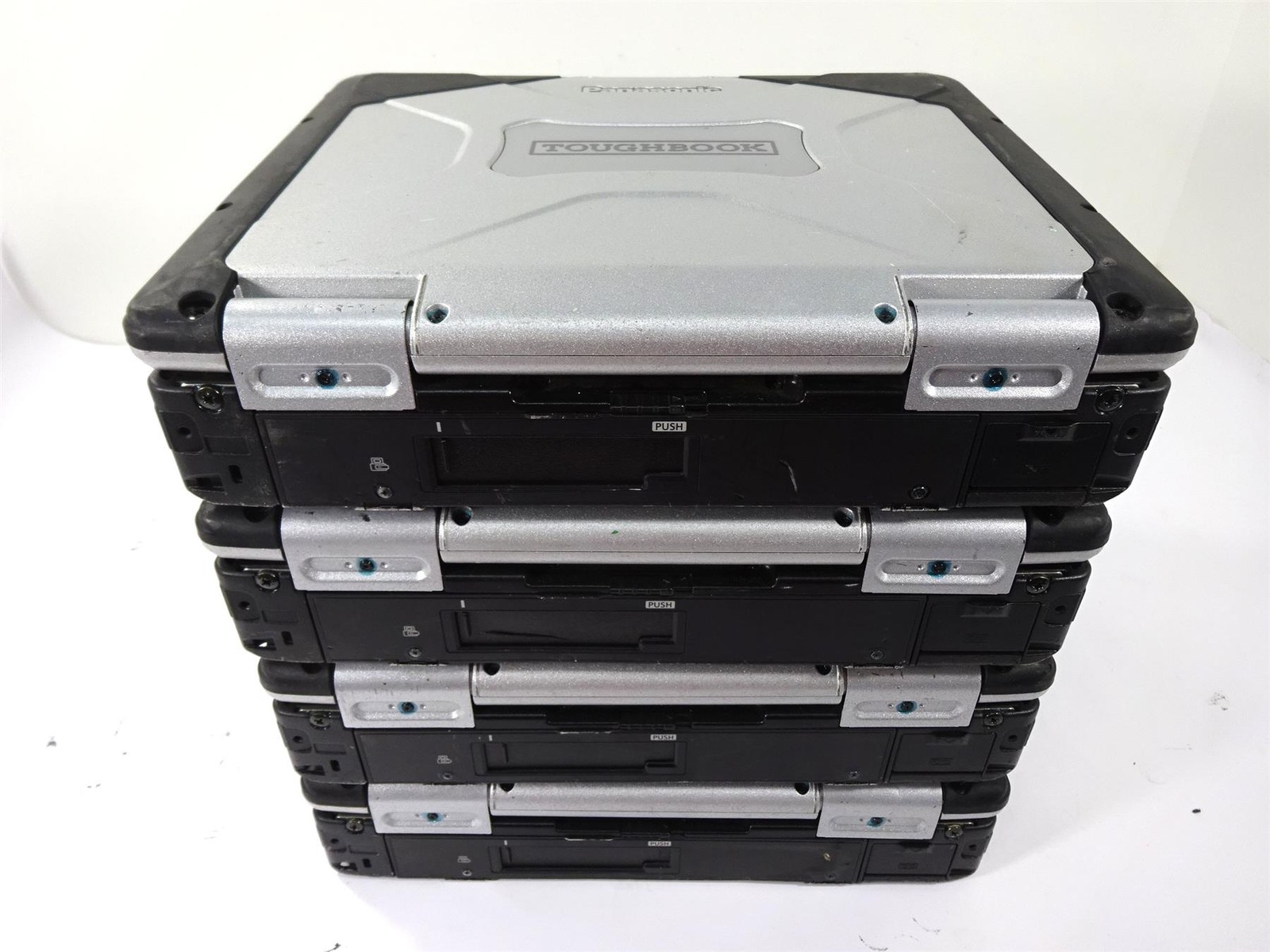 Lot 4 – Panasonic CF-31 MK5 Core i5-5300U 2.3GHz 4GB – Bios Locked – No HHD