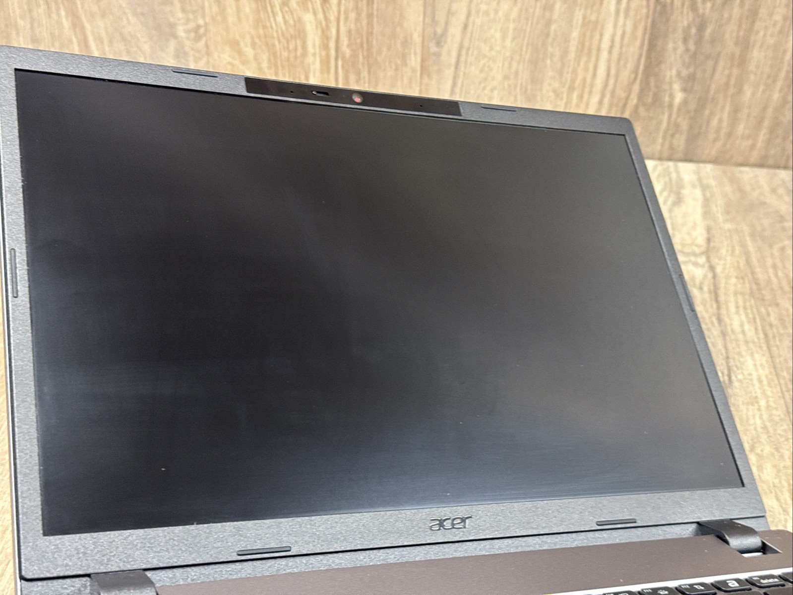 Acer TravelMate P214 i5 2.40GHz 8GB RAM 256GB SSD 14in