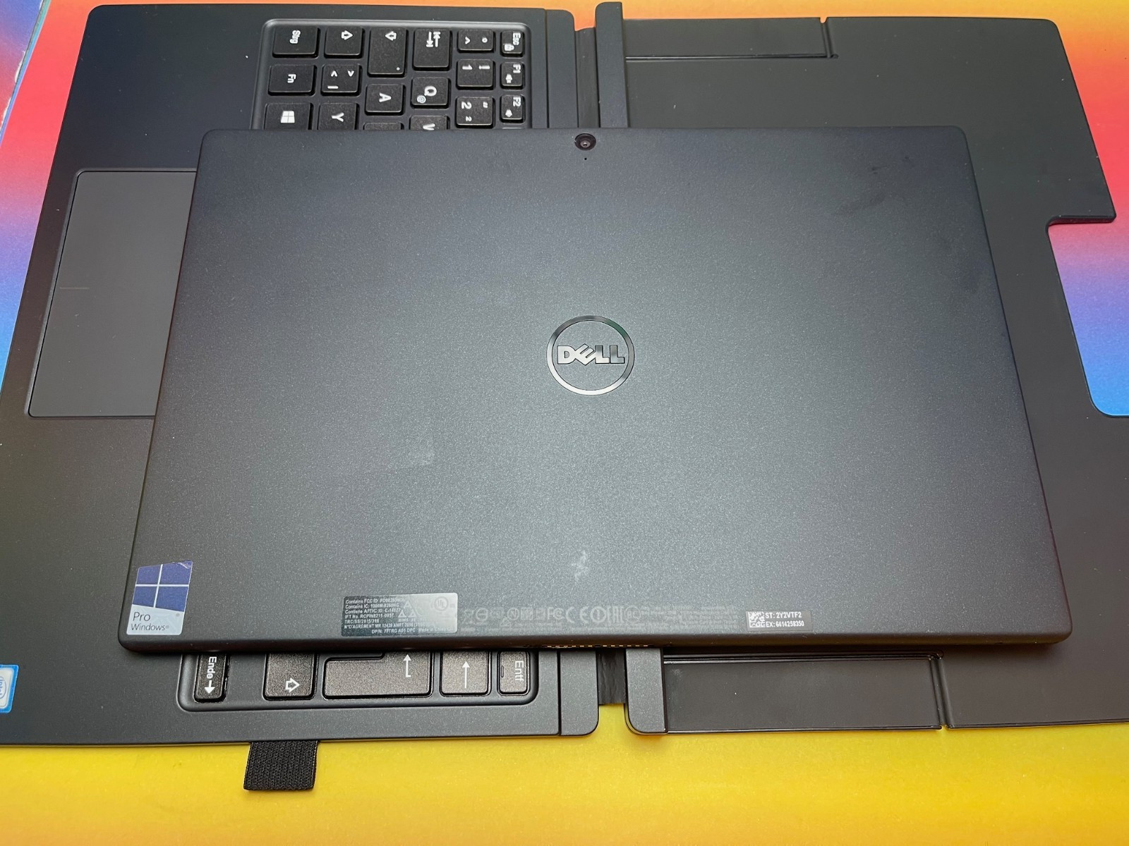 Dell Latitude 7275 Tablet Laptop 12.5m5-6Y57 8GB 256GB DE WIN 11 Pro LTE