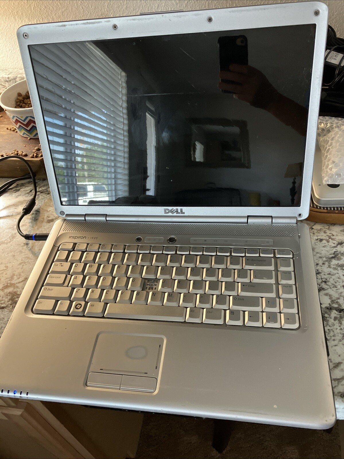 Dell Inspiron 1525 15.4in. PARTS ONLY