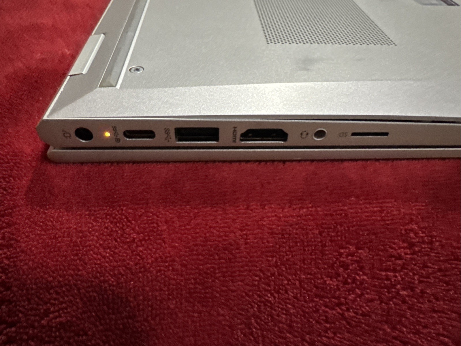 HP ProBook x360 435 G8 13.3″ Ryzen 5 5600U 16GB RAM 256GB SSD Radeon -READ-