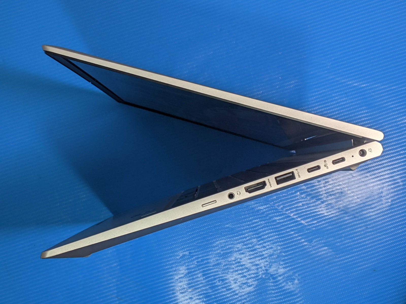 HP ProBook 450 G10 15.6″ FHD Intel Core i7 13th Gen 1.7GHZ 16GB 512GB W11Pro +PA
