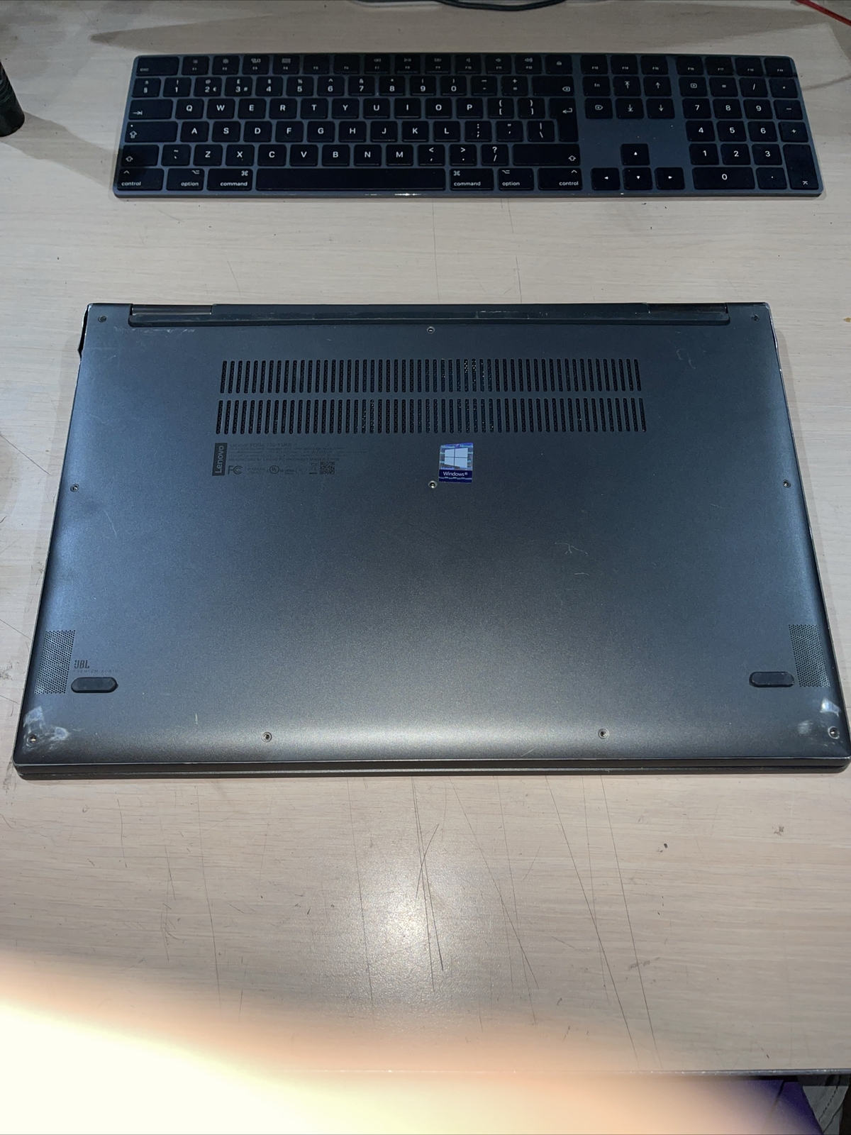 Lenova Yoga 730 15IKB i5-8250U 1.60GHZ 16GB RAM NO ND