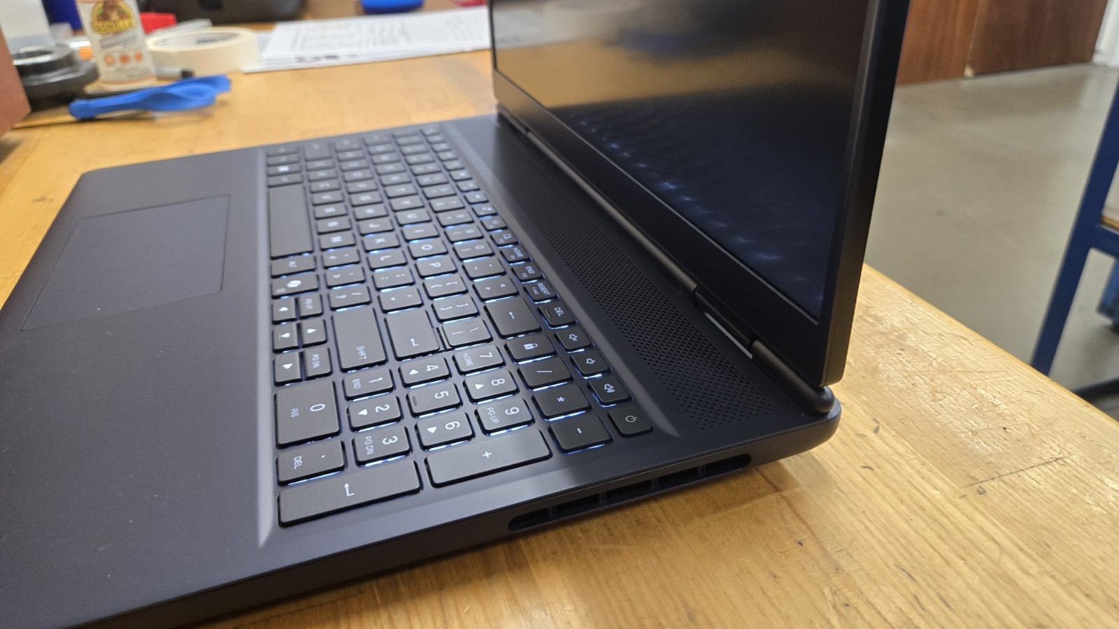 Alienware 16 Aurora Gaming Laptop, Intel 7-240H, 32 GB DDR5 RAM, 1 TB PCIe SSD