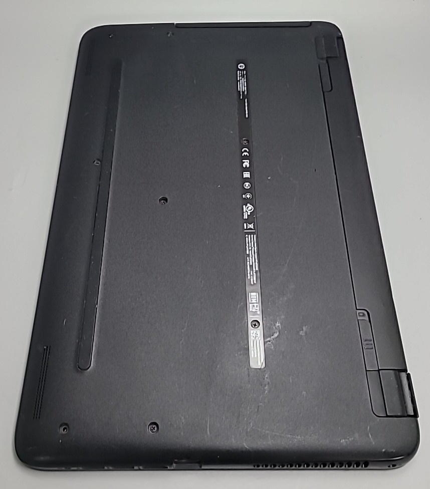 HP 15-AF113CL – AMD A8-7410 @ 2.20GHz /6GB RAM /1TB HDD /Win 10 Home