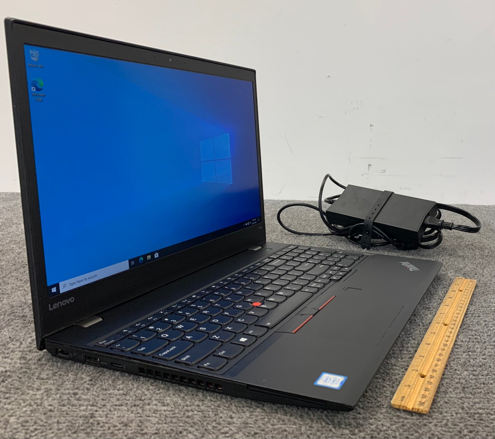Lenovo ThinkPad P51s 15.6″ Laptop i7-7500U 8GB RAM 256GB NVMe w/Adapter