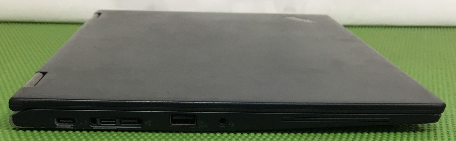 Lenovo Thinkpad X390 Yoga i5-8265U 8GB 14″ Touchscreen – NO OS/SSD