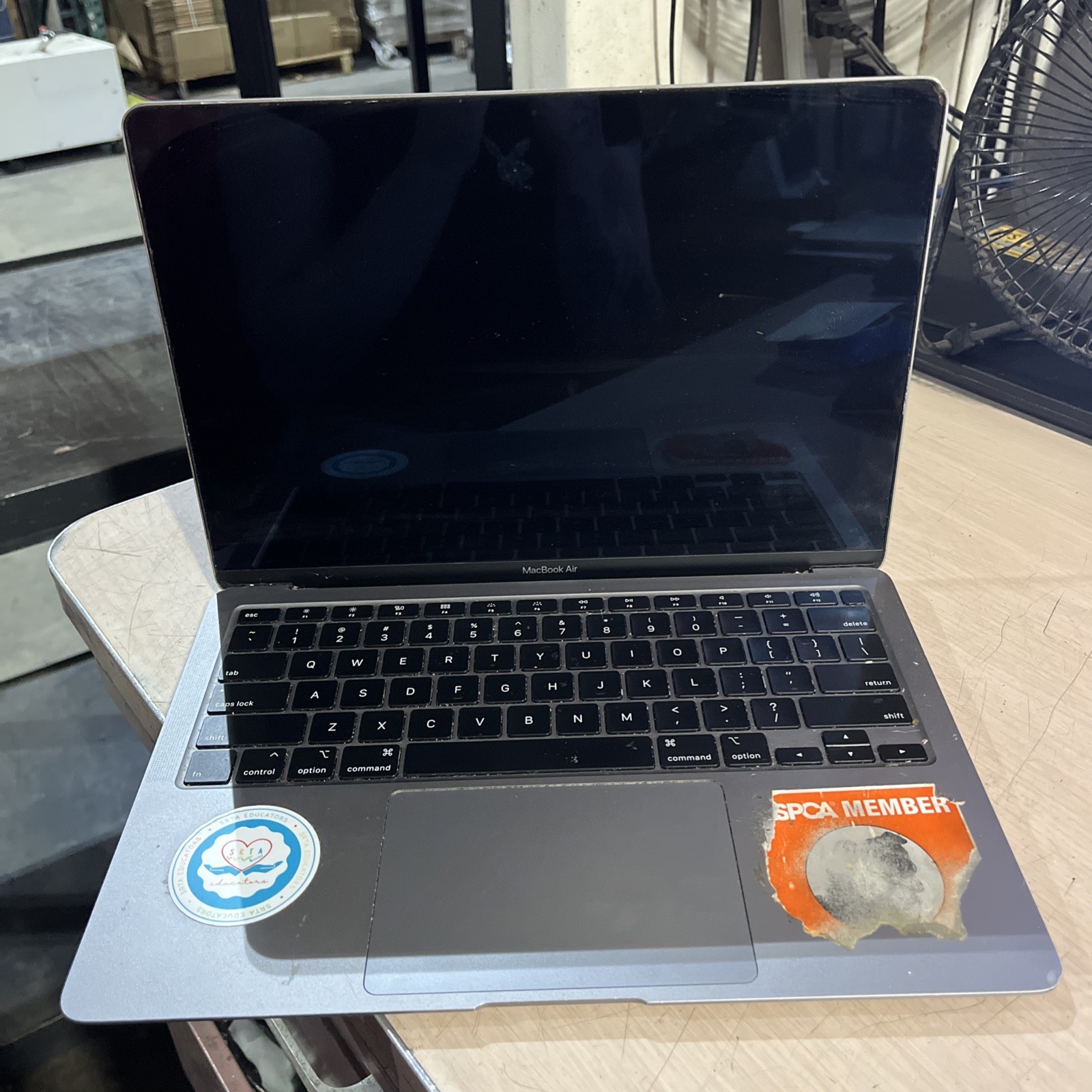 APPLE MACBOOK AIR 13″ SCISSOR, 2020 CORE I3-1000NG4 1.1GHZ 8GB RAM 256SSD ~