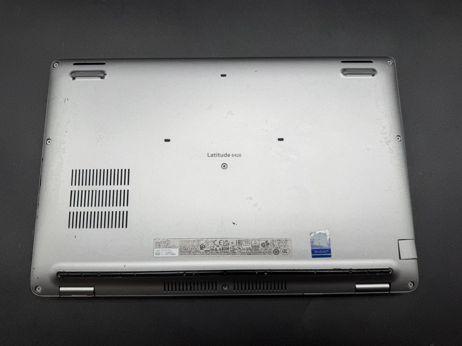 Dell Latitude 5420 Laptop 2.4 GHz Intel i5-1135G7 16GB RAM 256GB SSD Webcam 14″