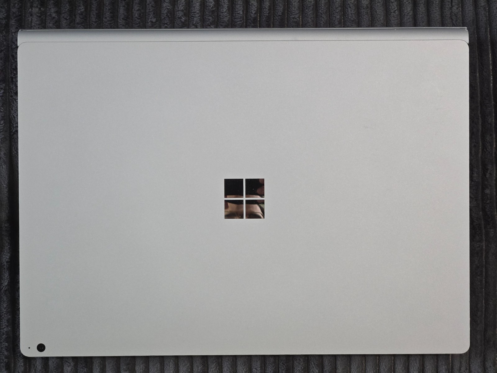Microsoft Surface Book 3 15″ (256GB SSD, Intel i7-1065G7 GTX 1660 Ti 16GB RAM)