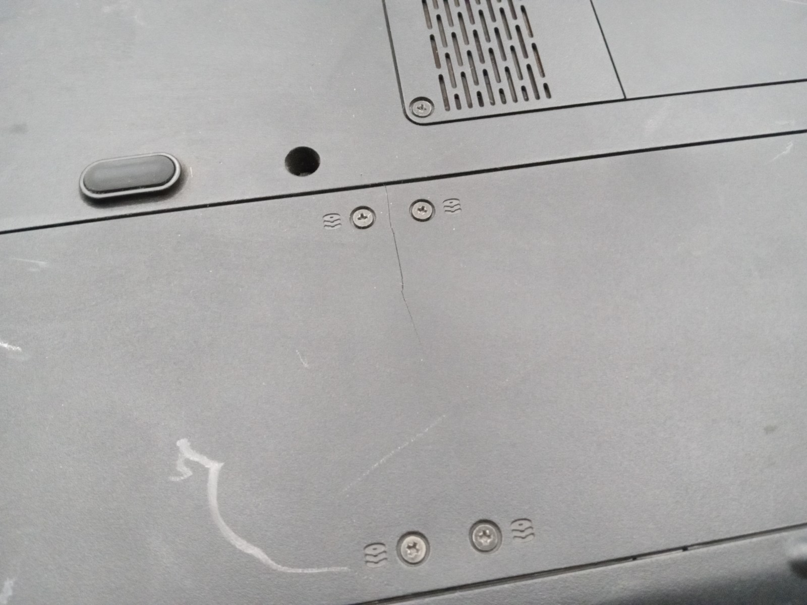 HP Pavilion HDX 9000 Dragon 20″ Laptop C2D T7500 3GB RAM – PARTS / REPAIR -RR