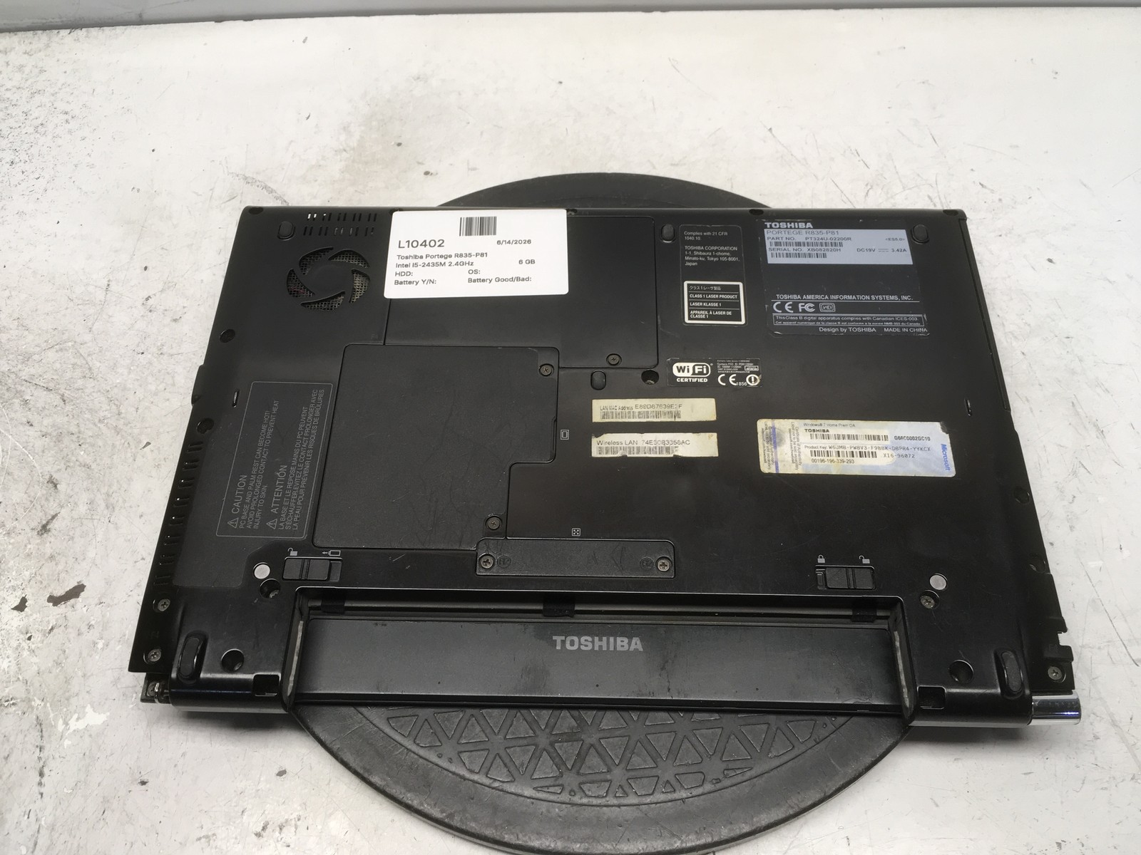 Toshiba Portege R835-P81 Intel i5-2435M 2.4GHz 6 GB NO HDD No Batt READ