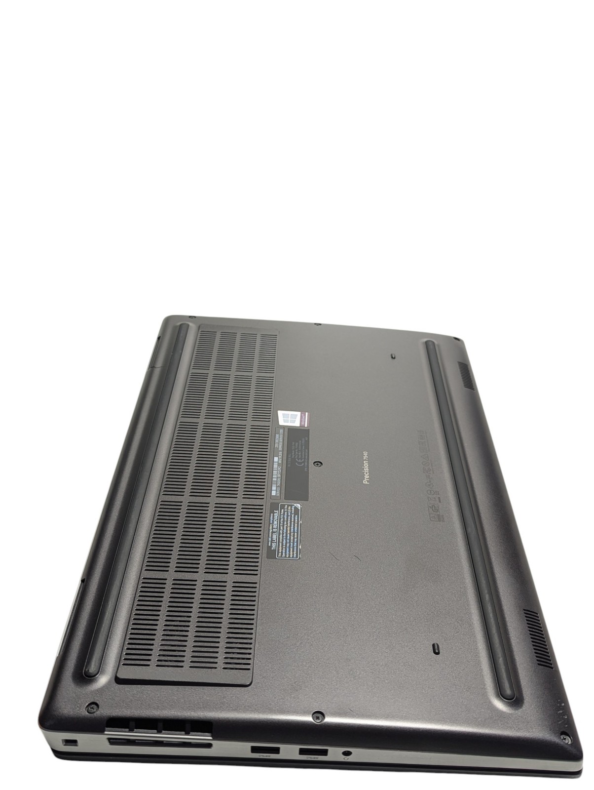 Dell Precision 7540 XEON E-2276M 2.8Ghz 32GB Ram 512GB SSD Grade D