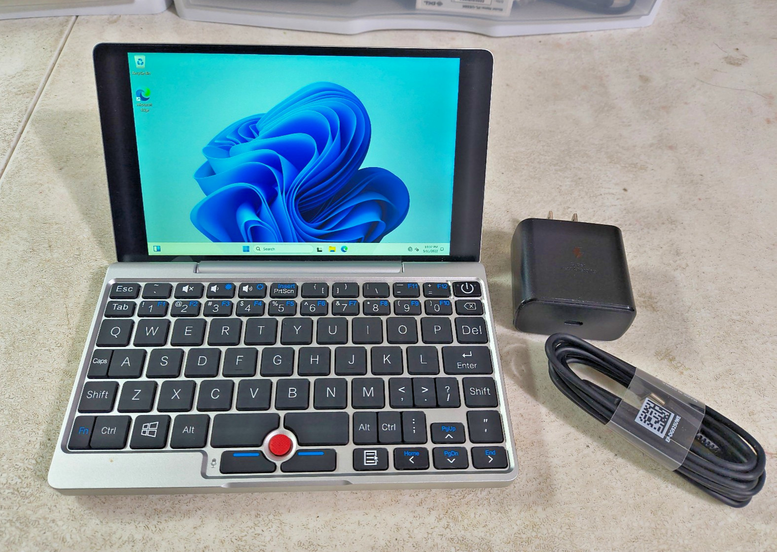 GPD POCKET UMPC Portable Laptop PC X7-Z8750 8GB 128GB SSD Window 11 Pro USA Ship