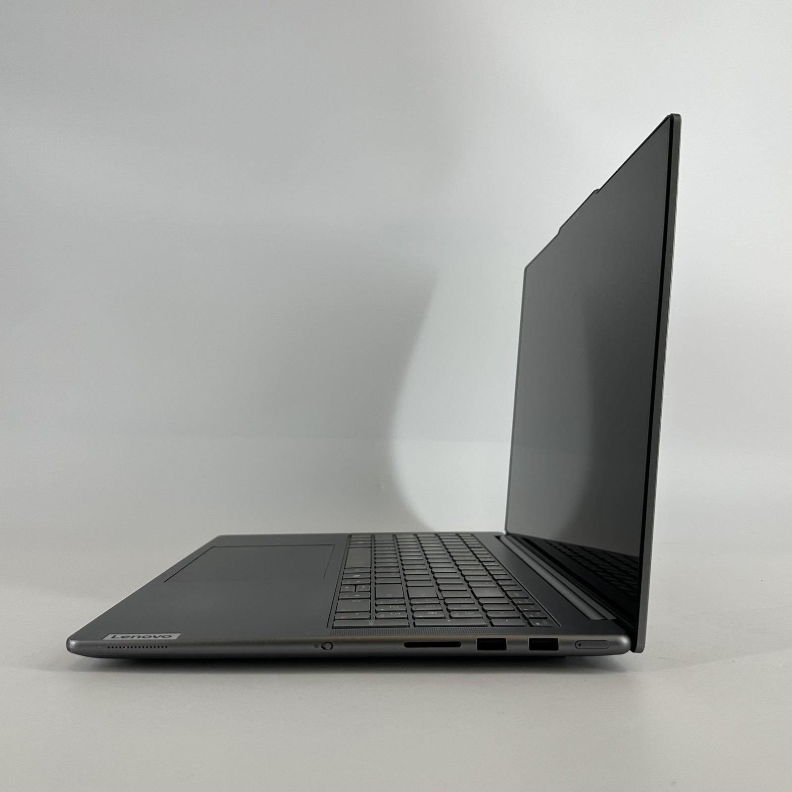 Lenovo Yoga Pro 9i 16 QHD+ TOUCH 2.3 GHz Ultra 9 185H 32GB 1TB SSD RTX 4050