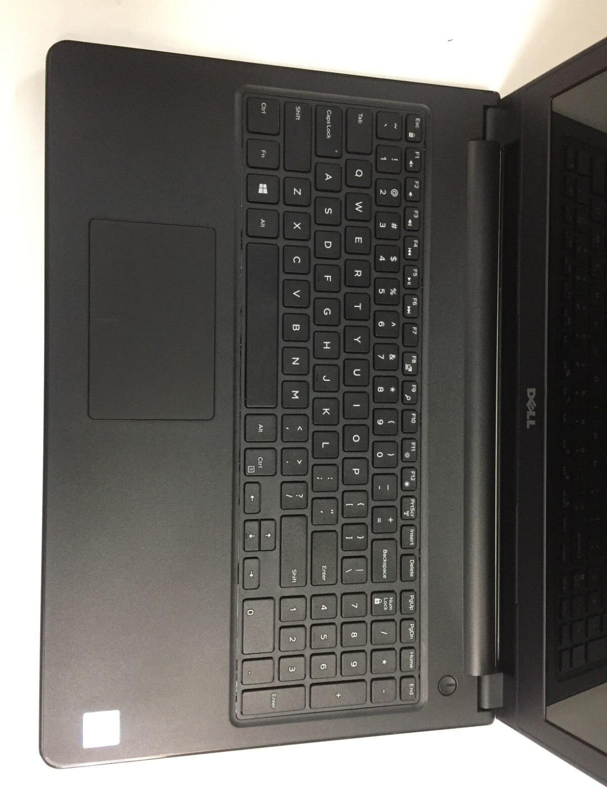 Dell Inspiron 15 3567 15.6″ non-touch Laptop/Intel i5-7200U/8GB/1TB HDD/Win10