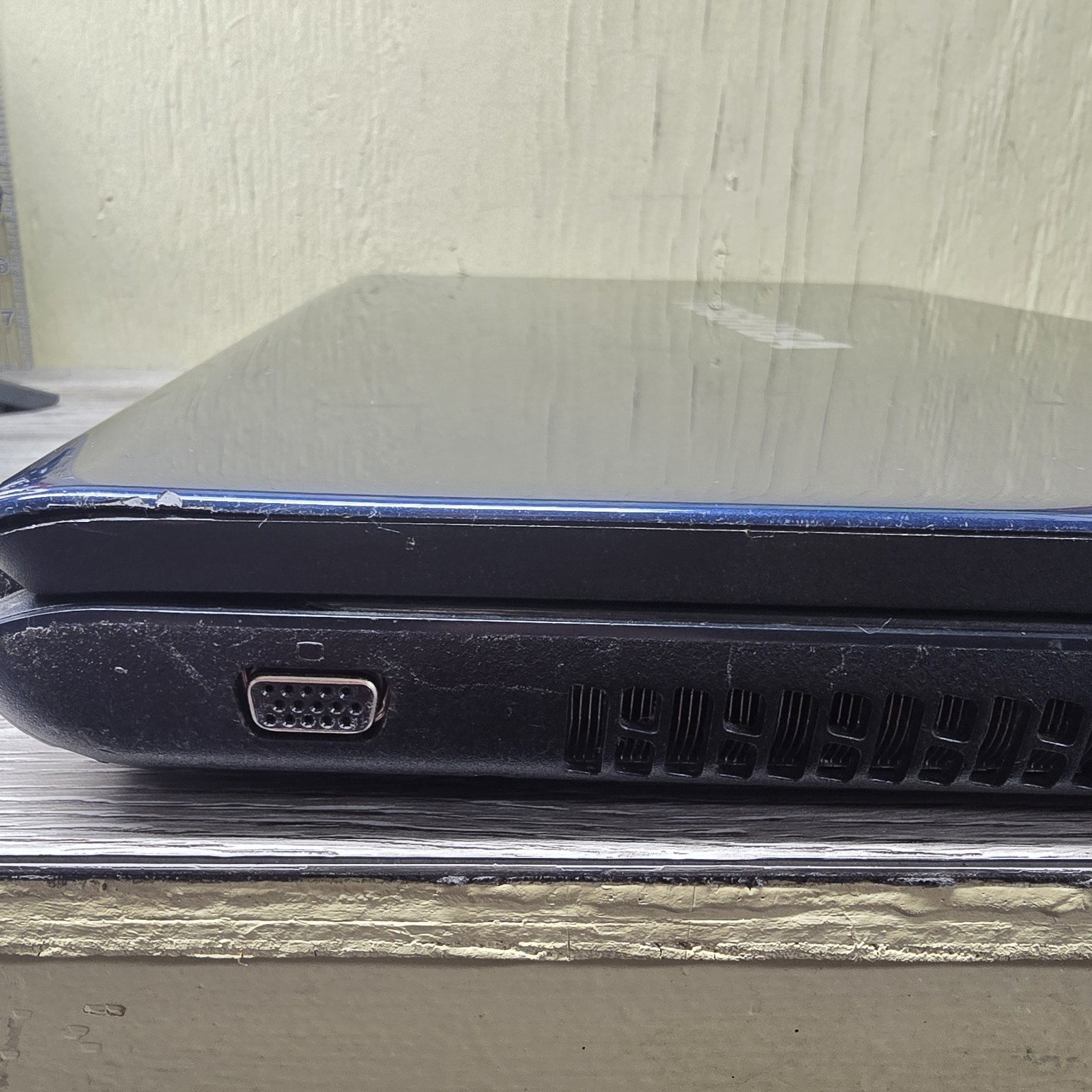 Toshiba Satellite L355D-S7815 17″ Laptop AMD QL-60 3GB 160GB Win7 COA
