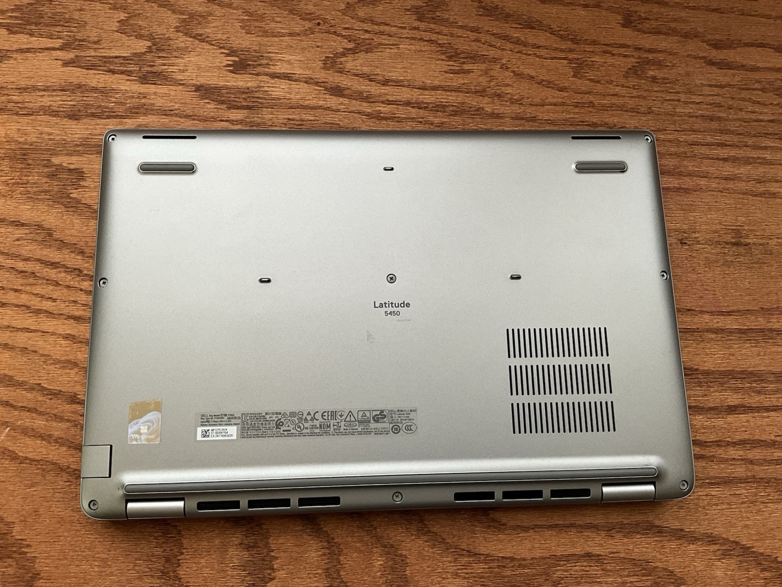 Dell Latitude 5450 14″ Laptop Ultra 7 165U 1.70GHz 16GB RAM 512GB SSD Win 11 Pro