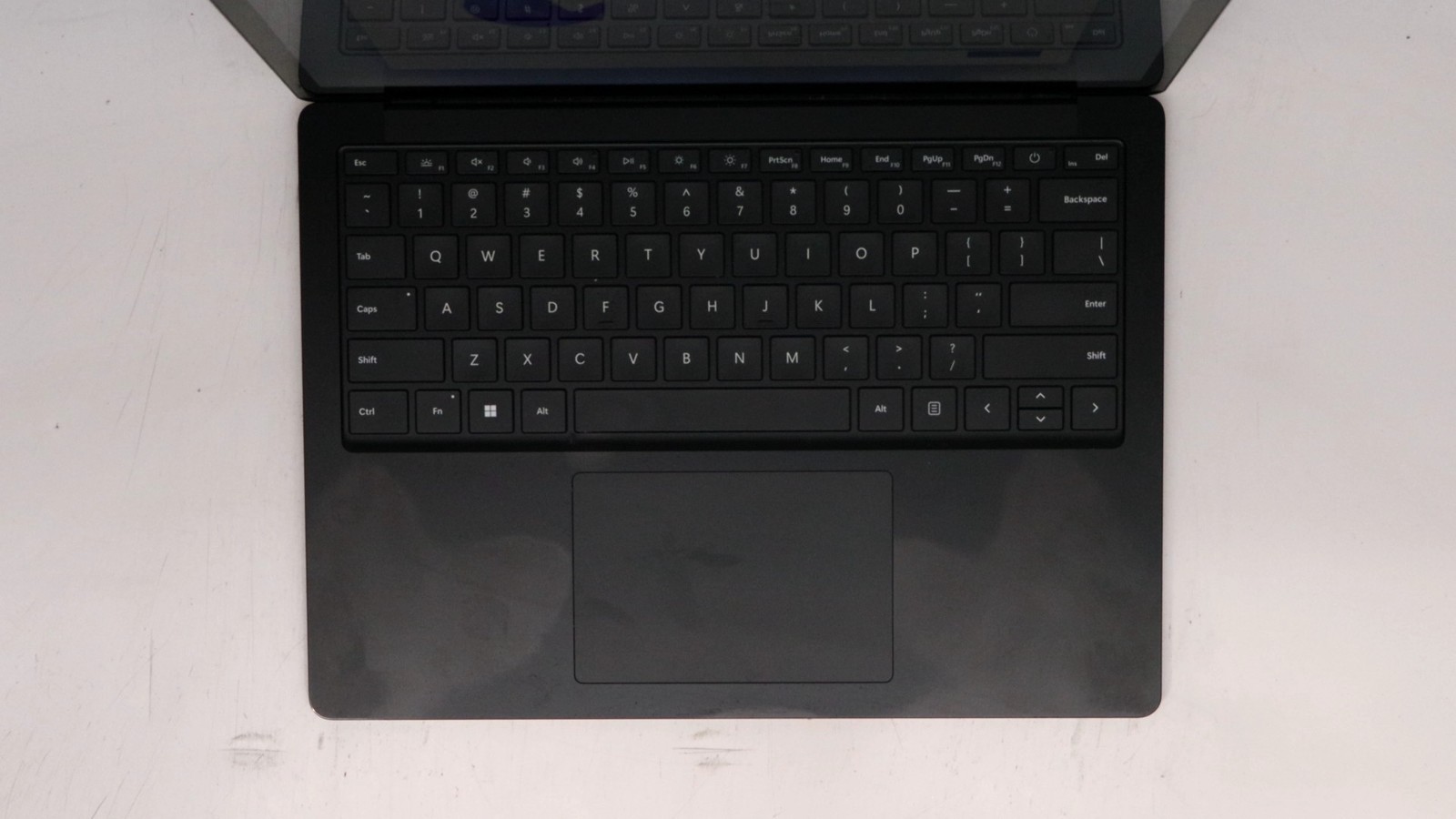 Microsoft corporation Surface Laptop 5 13″ i7-1265u 32GB 1TB – Good READ DESC